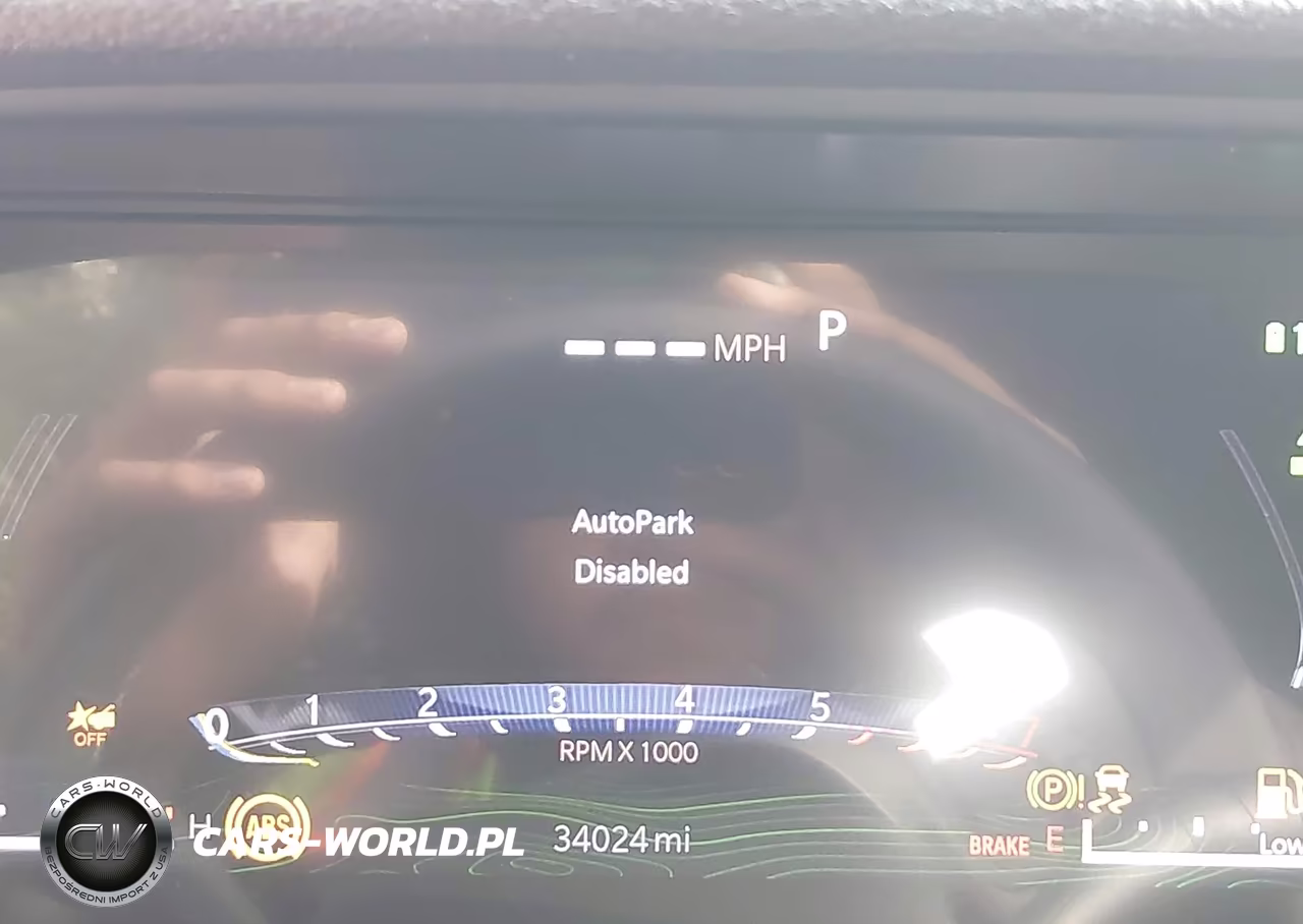 2025 Jeep Grand Cherokee 4Xe VIN:1C4RJYB60S8704000 - 15