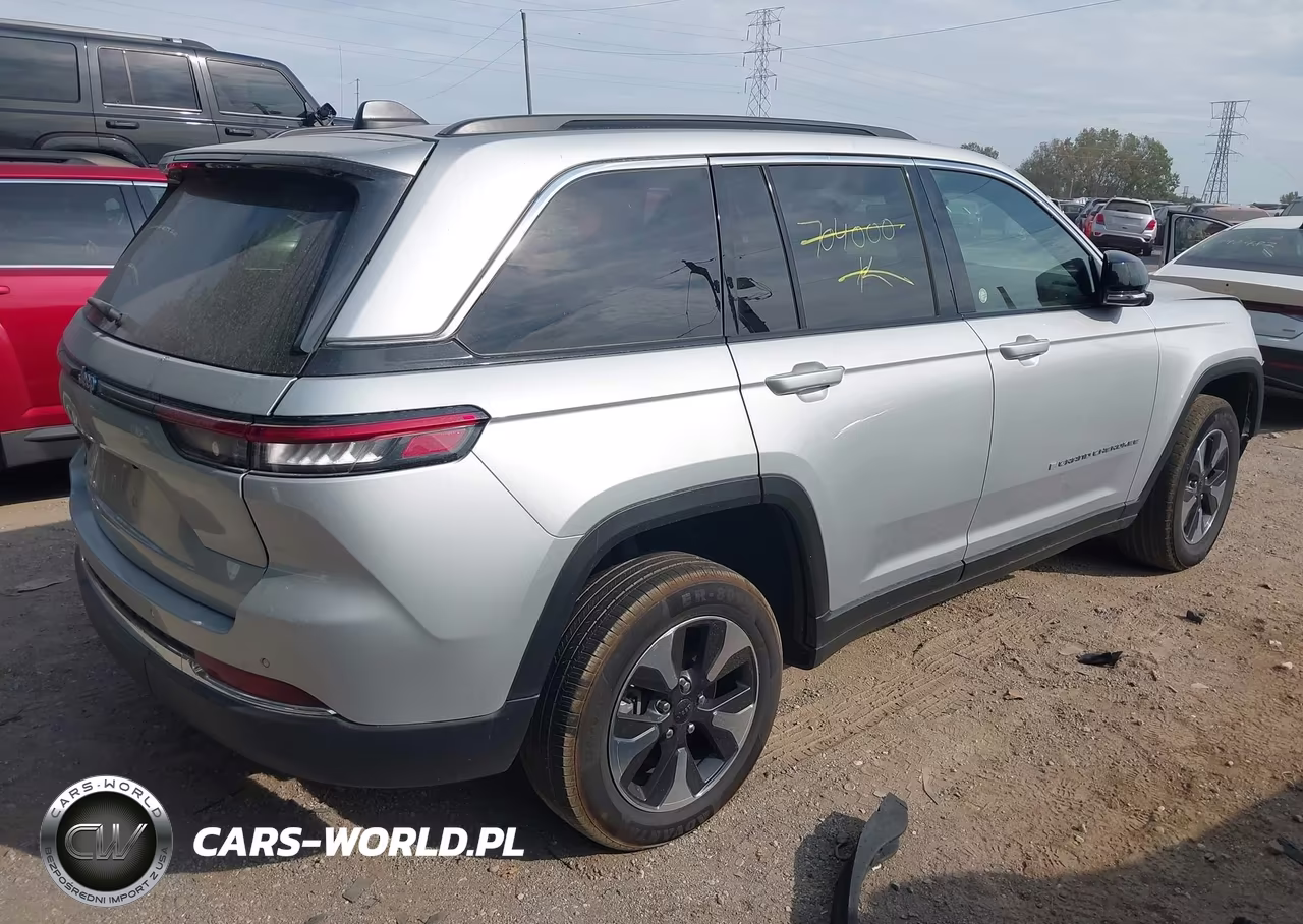 2025 Jeep Grand Cherokee 4Xe VIN:1C4RJYB60S8704000 - 4