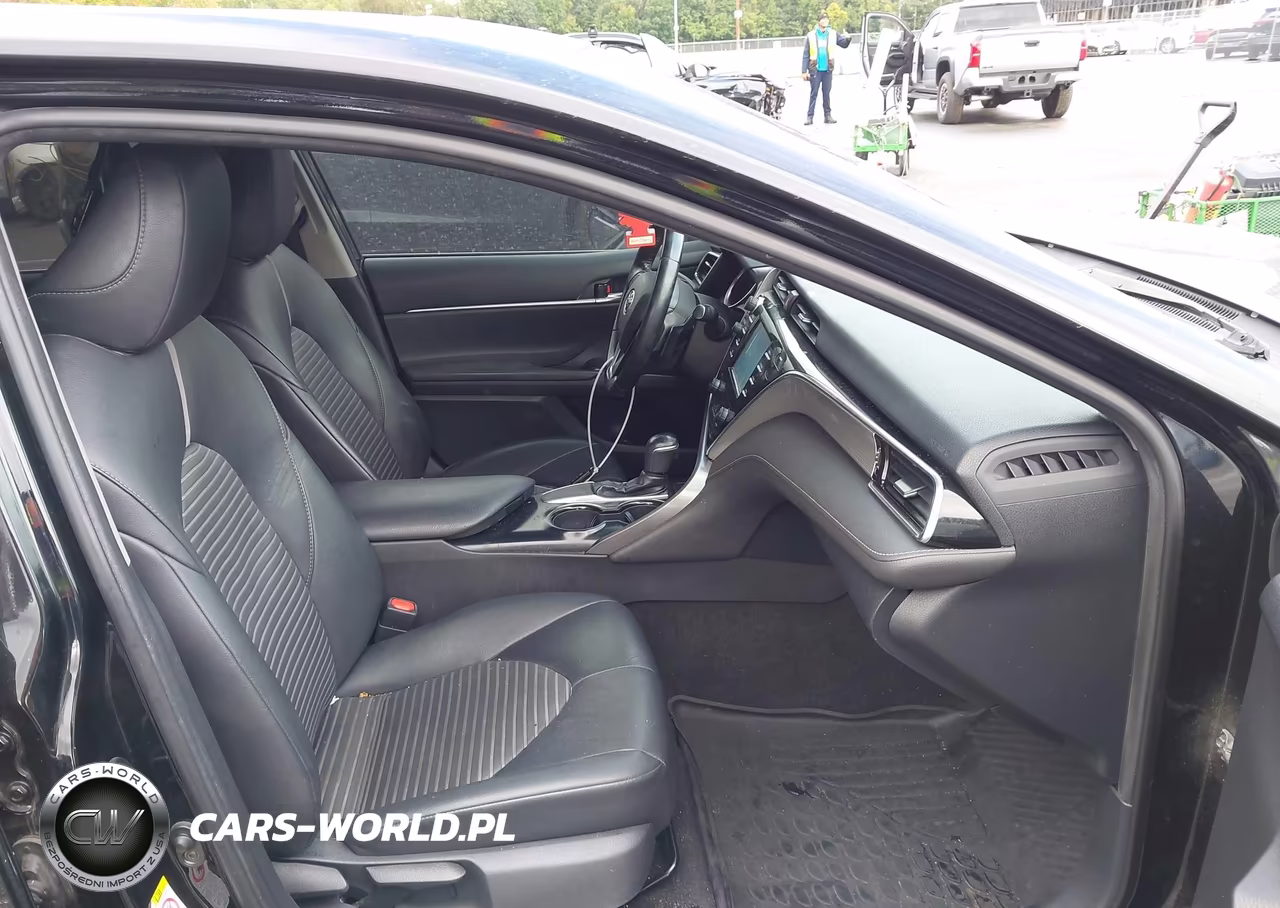2018 Toyota Camry Se VIN:4T1B11HK0JU551519 - 5