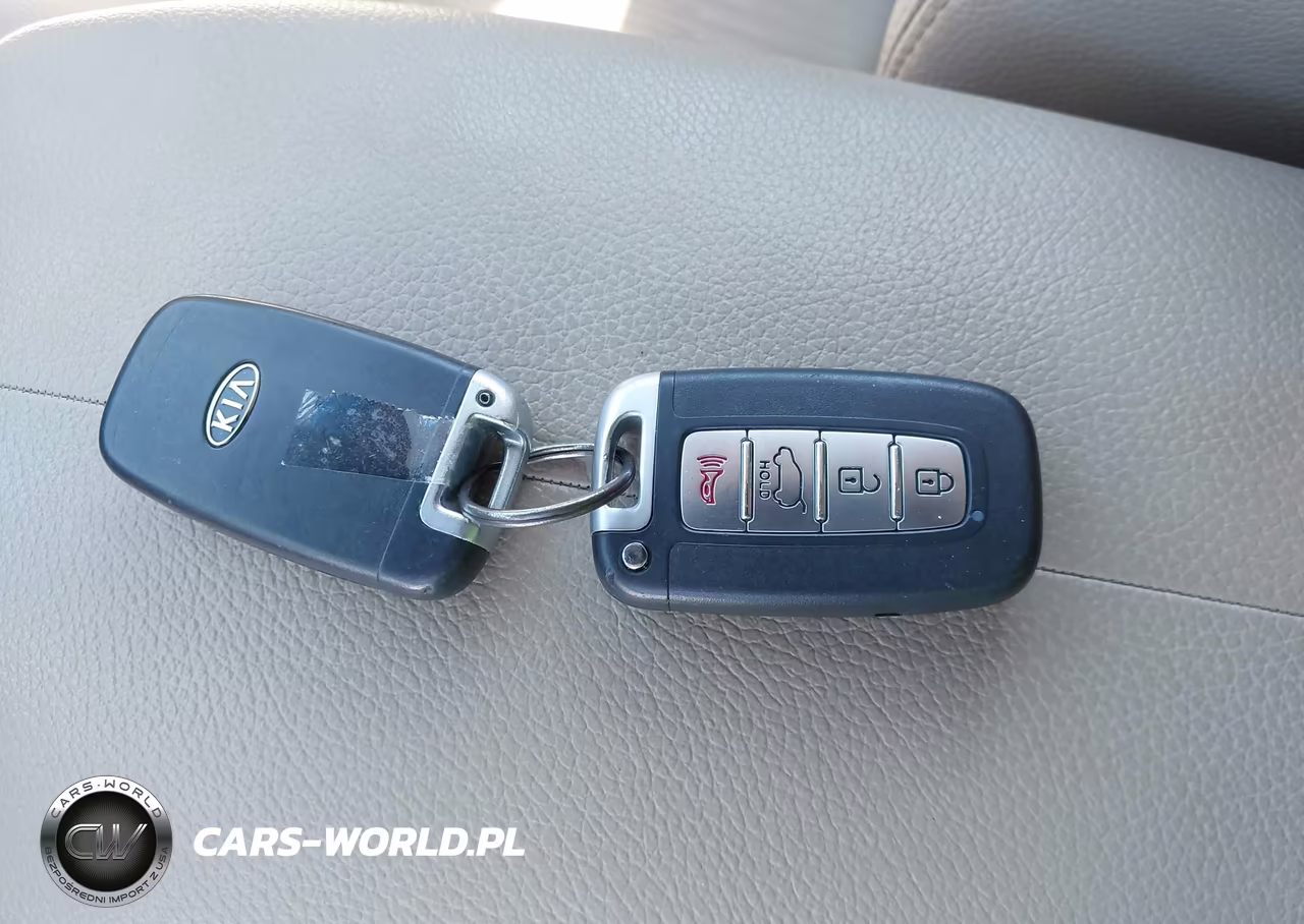 2011 Kia Sorento Ex VIN:5XYKUCA11BG070366 - 11