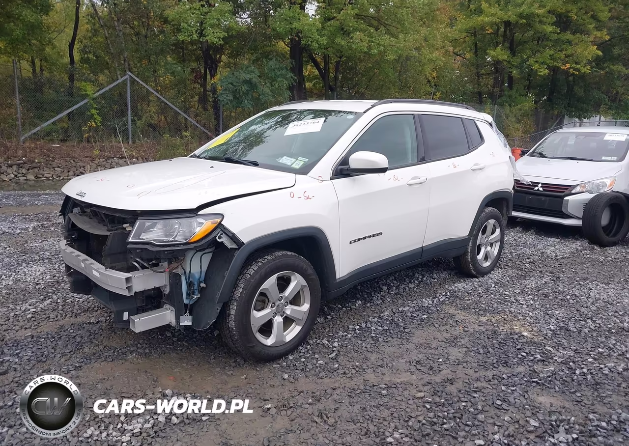 2017 Jeep New Compass Latitude 4X4 VIN:3C4NJDBB6HT645677 - 2