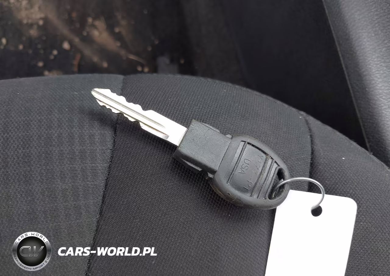 2015 Jeep Cherokee Latitude VIN:1C4PJMCB2FW733527 - 11