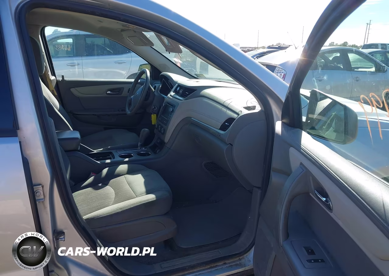 2017 Chevrolet Traverse Ls VIN:1GNKVFED0HJ253146 - 5