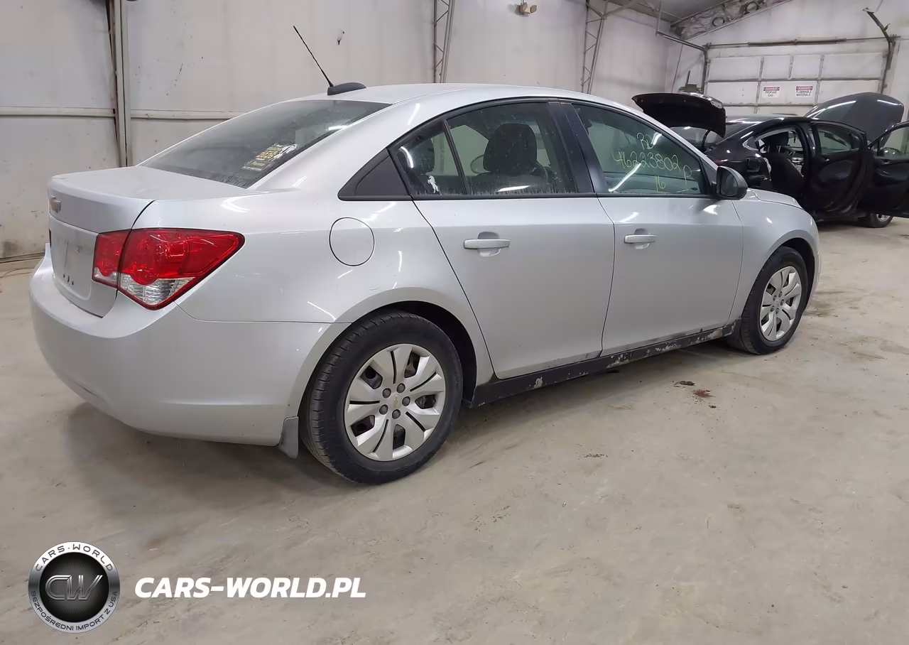 2016 Chevrolet Cruze Limited Ls Auto VIN:1G1PC5SG1G7208931 - 4