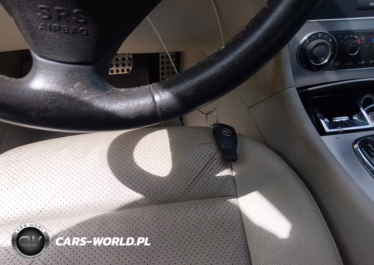 2005 Mercedes-Benz C 230 Kompressor Sport VIN:WDBRF40J35F561978 - 11