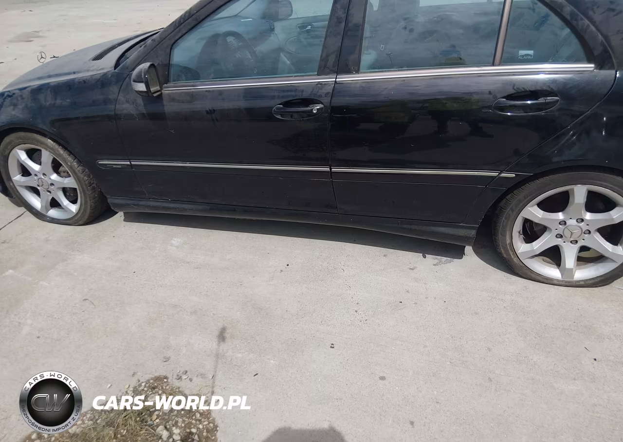 2005 Mercedes-Benz C 230 Kompressor Sport VIN:WDBRF40J35F561978 - 6