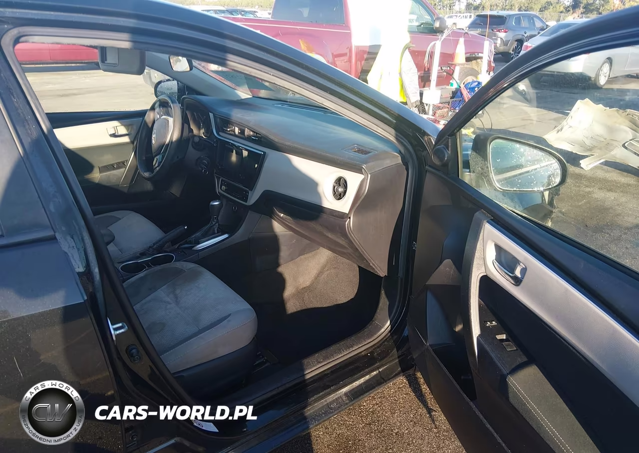 2019 Toyota Corolla Le VIN:2T1BURHE9KC218397 - 5