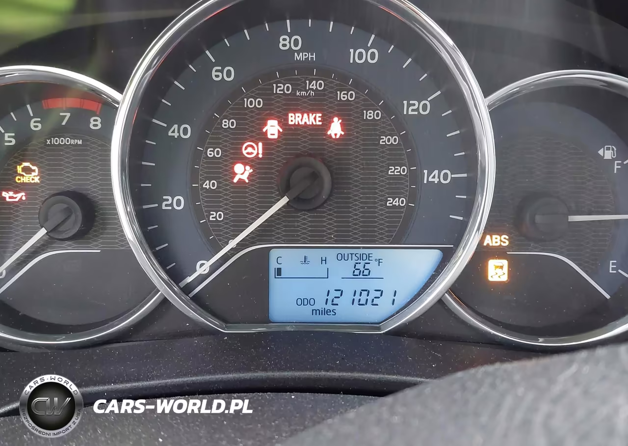 2015 Toyota Corolla Le VIN:2T1BURHE8FC449815 - 15