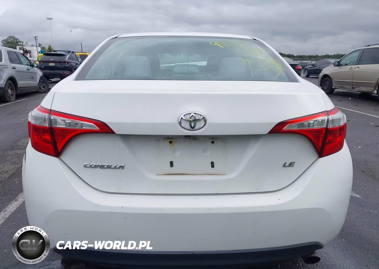 2015 Toyota Corolla Le VIN:2T1BURHE8FC449815 - 16