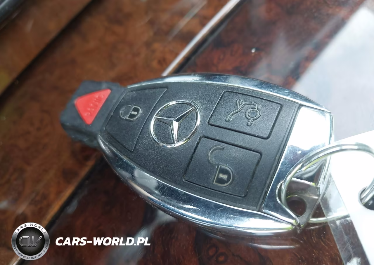 2014 Mercedes-Benz E 350 4Matic VIN:WDDHF8JB3EA833220 - 11