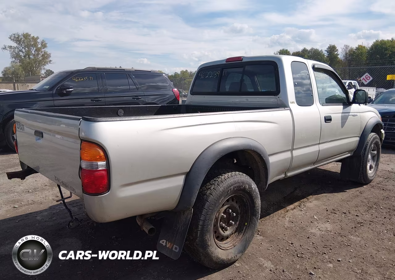 2003 Toyota Tacoma VIN:5TEWM72N33Z280162 - 4