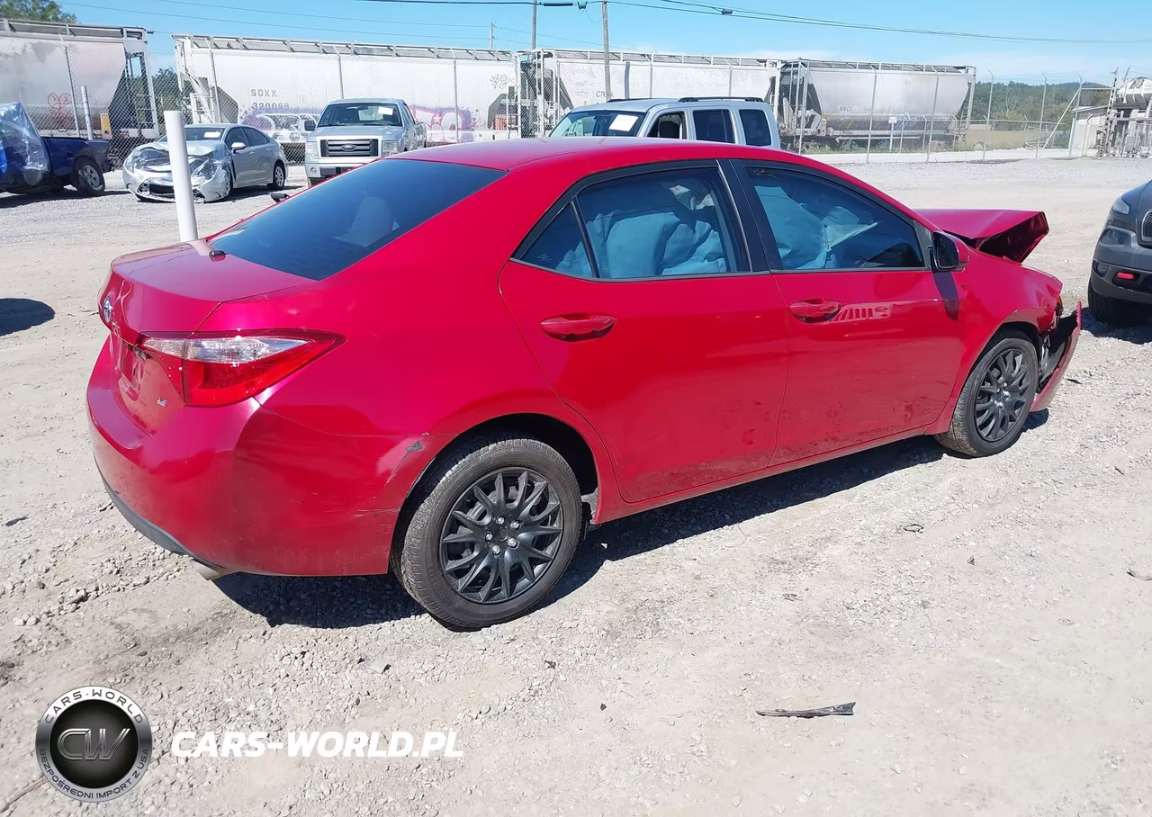 2019 Toyota Corolla Le VIN:2T1BURHE6KC205624 - 4