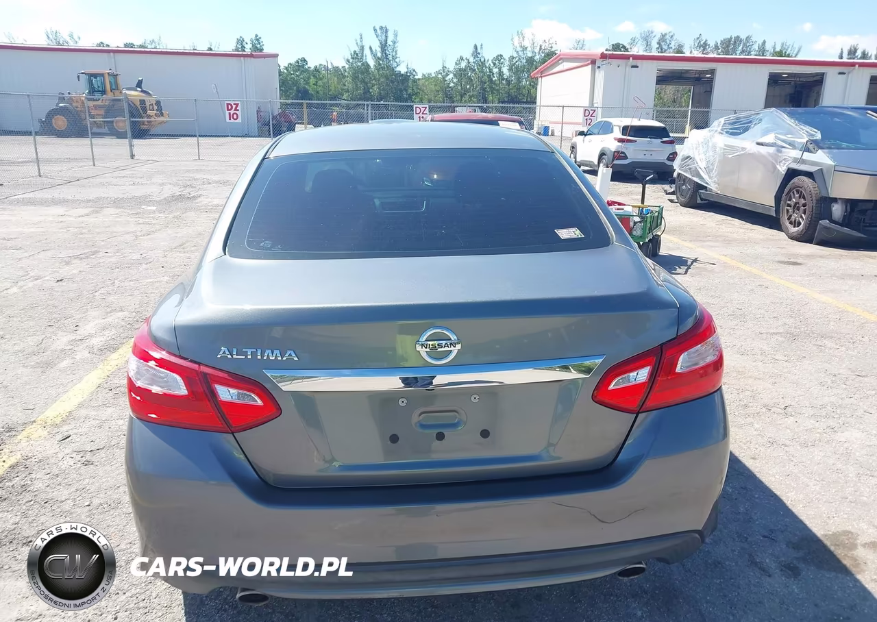 2017 Nissan Altima 2.5 S VIN:1N4AL3AP8HC212556 - 16