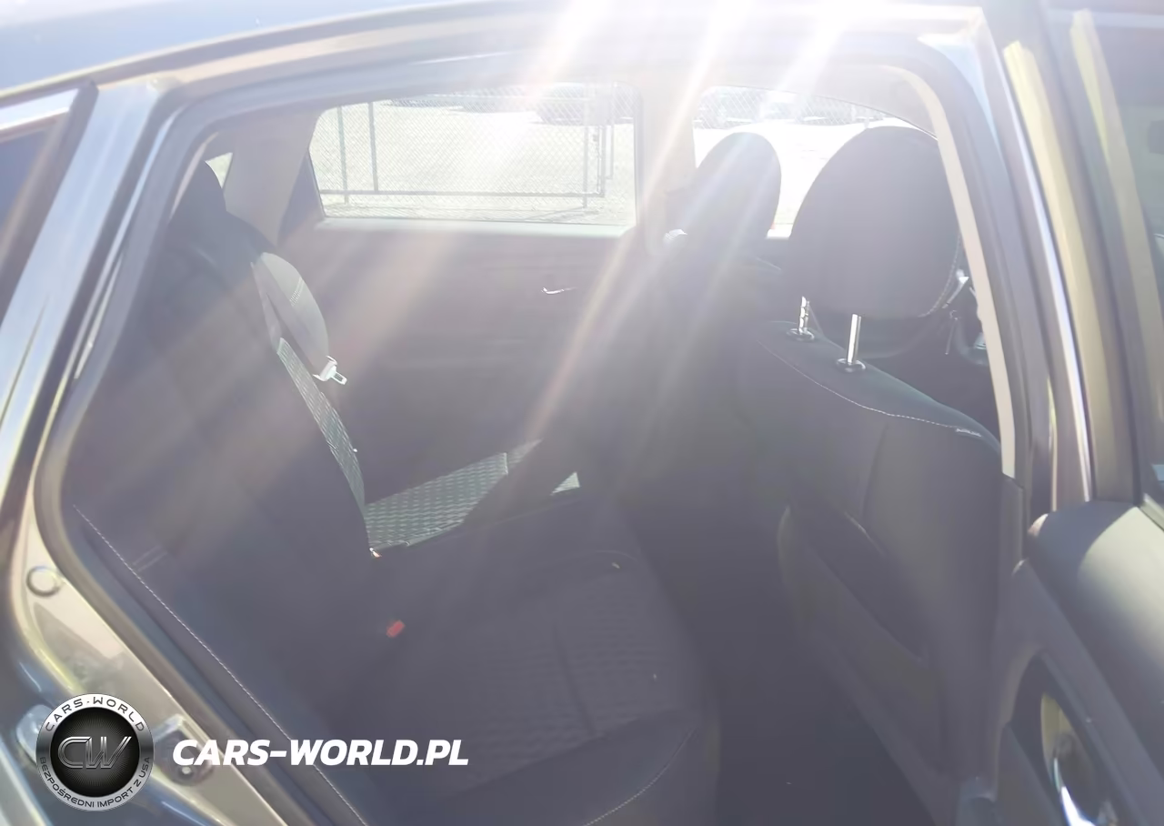 2017 Nissan Altima 2.5 S VIN:1N4AL3AP8HC212556 - 8