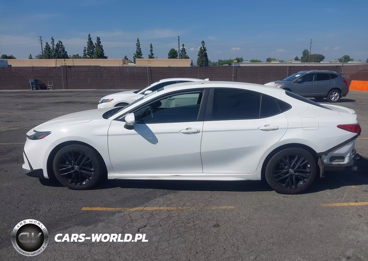 2025 Toyota Camry Se VIN:4T1DAACK7SU524044 - 15