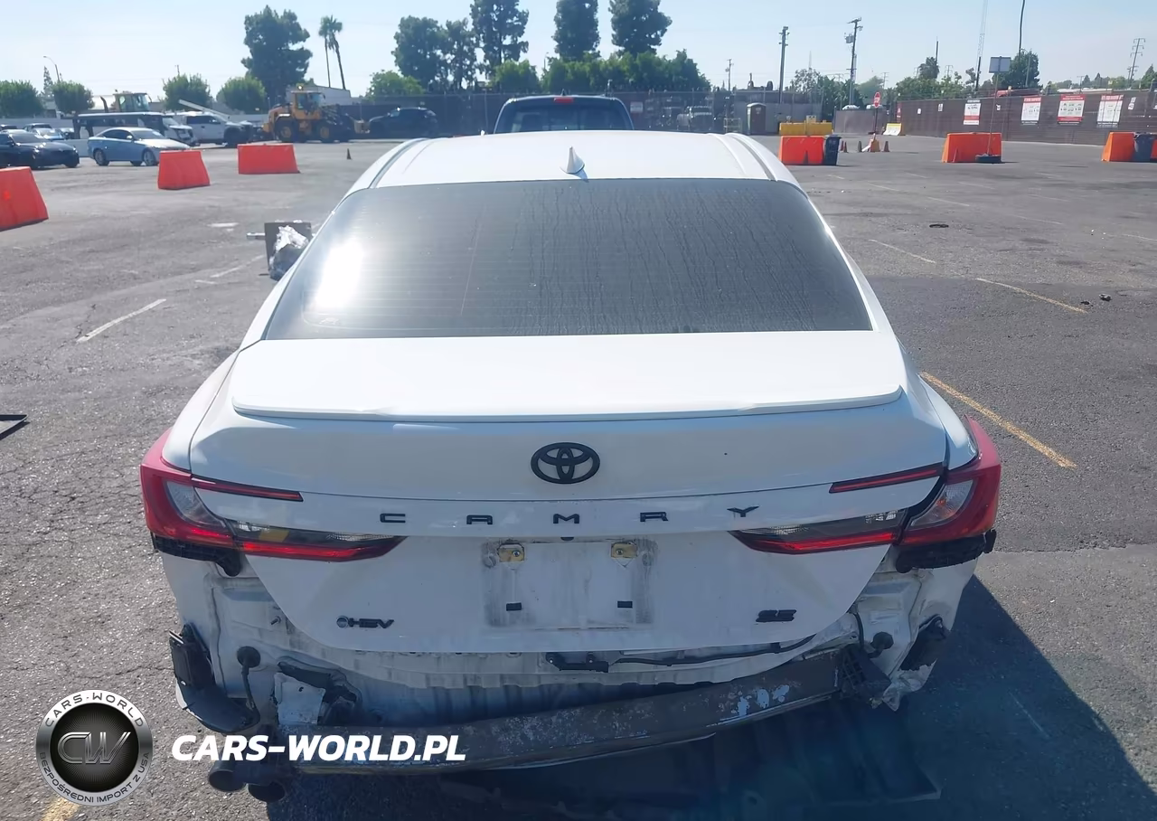 2025 Toyota Camry Se VIN:4T1DAACK7SU524044 - 17