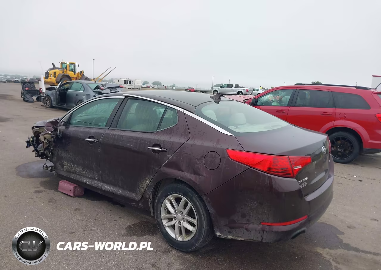 2013 Kia Optima Lx VIN:5XXGM4A72DG252648 - 3