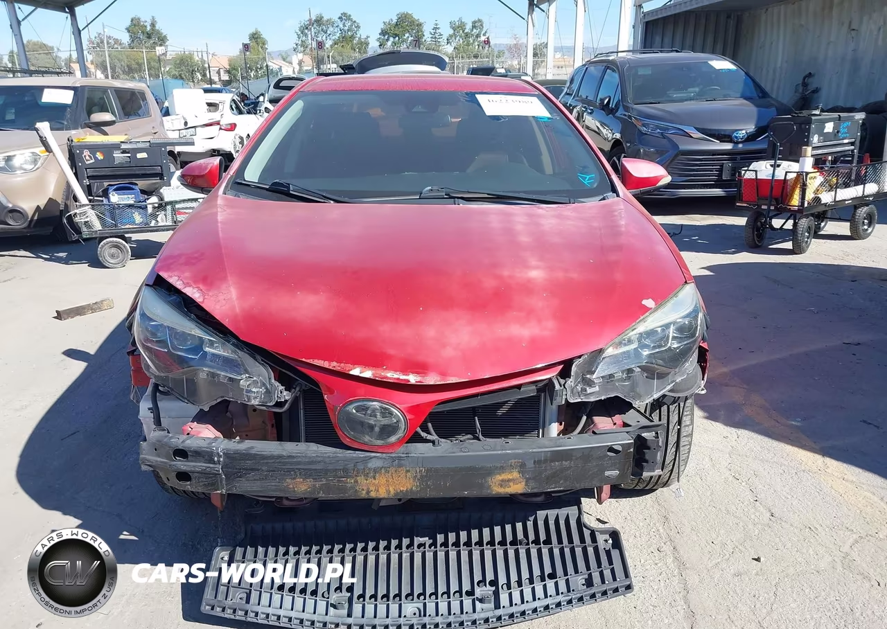 2018 Toyota Corolla Se VIN:5YFBURHE7JP836039 - 12