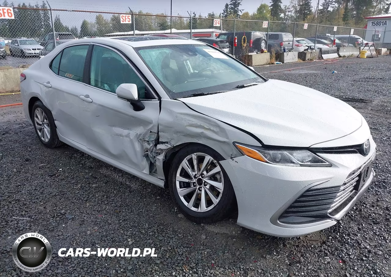 2023 Toyota Camry Le