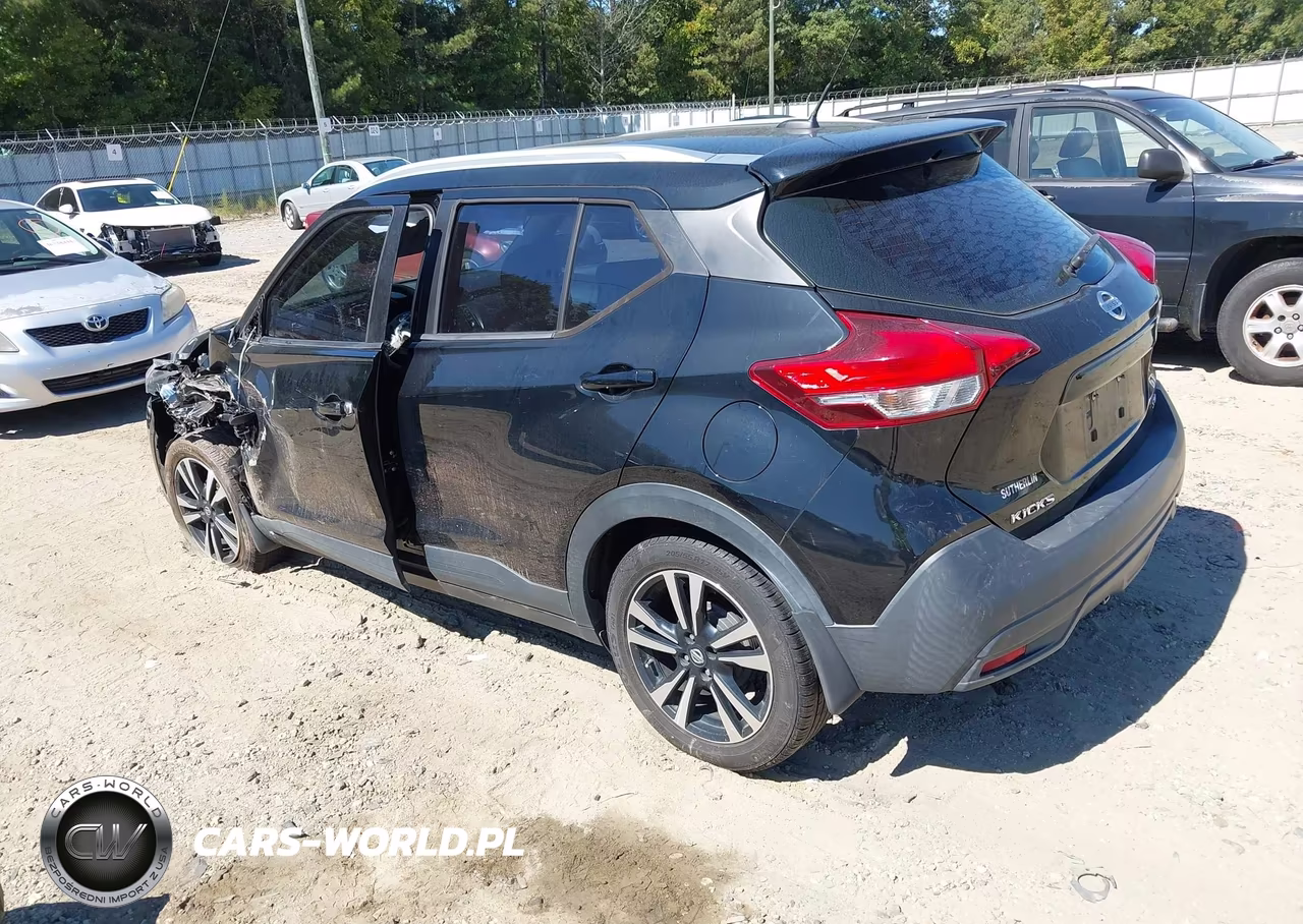 2019 Nissan Kicks Sv VIN:3N1CP5CU2KL506409 - 3