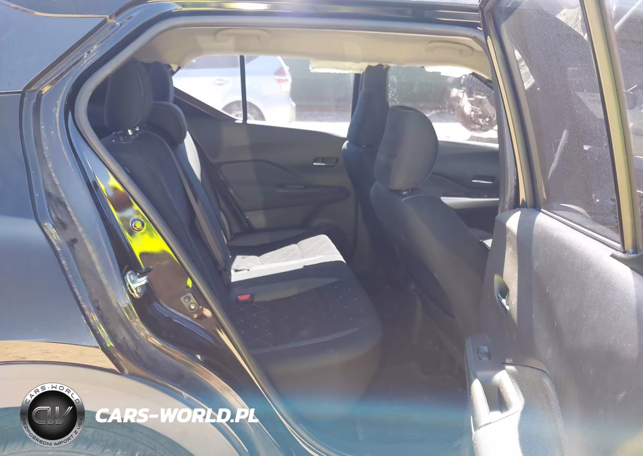 2019 Nissan Kicks Sv VIN:3N1CP5CU2KL506409 - 8