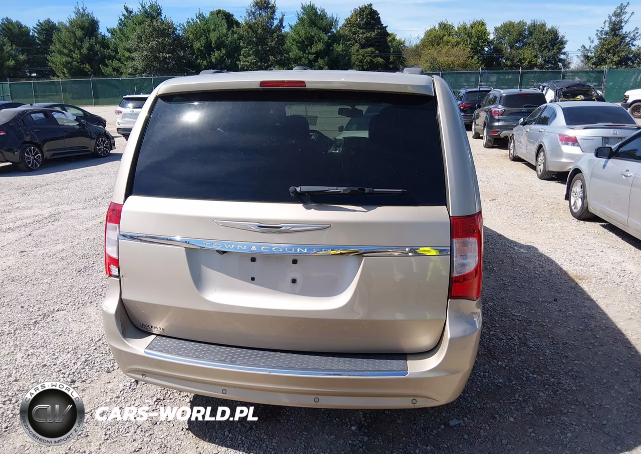 2013 Chrysler Town & Country Touring-L VIN:2C4RC1CG3DR571832 - 15