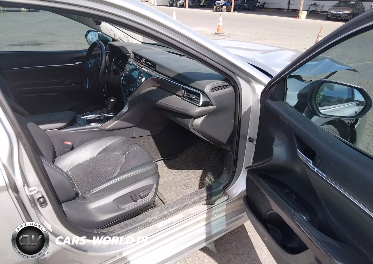 2018 Toyota Camry Xse VIN:4T1B61HK8JU029478 - 5