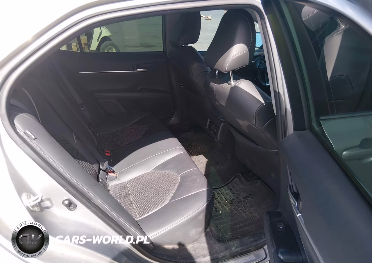 2018 Toyota Camry Xse VIN:4T1B61HK8JU029478 - 8