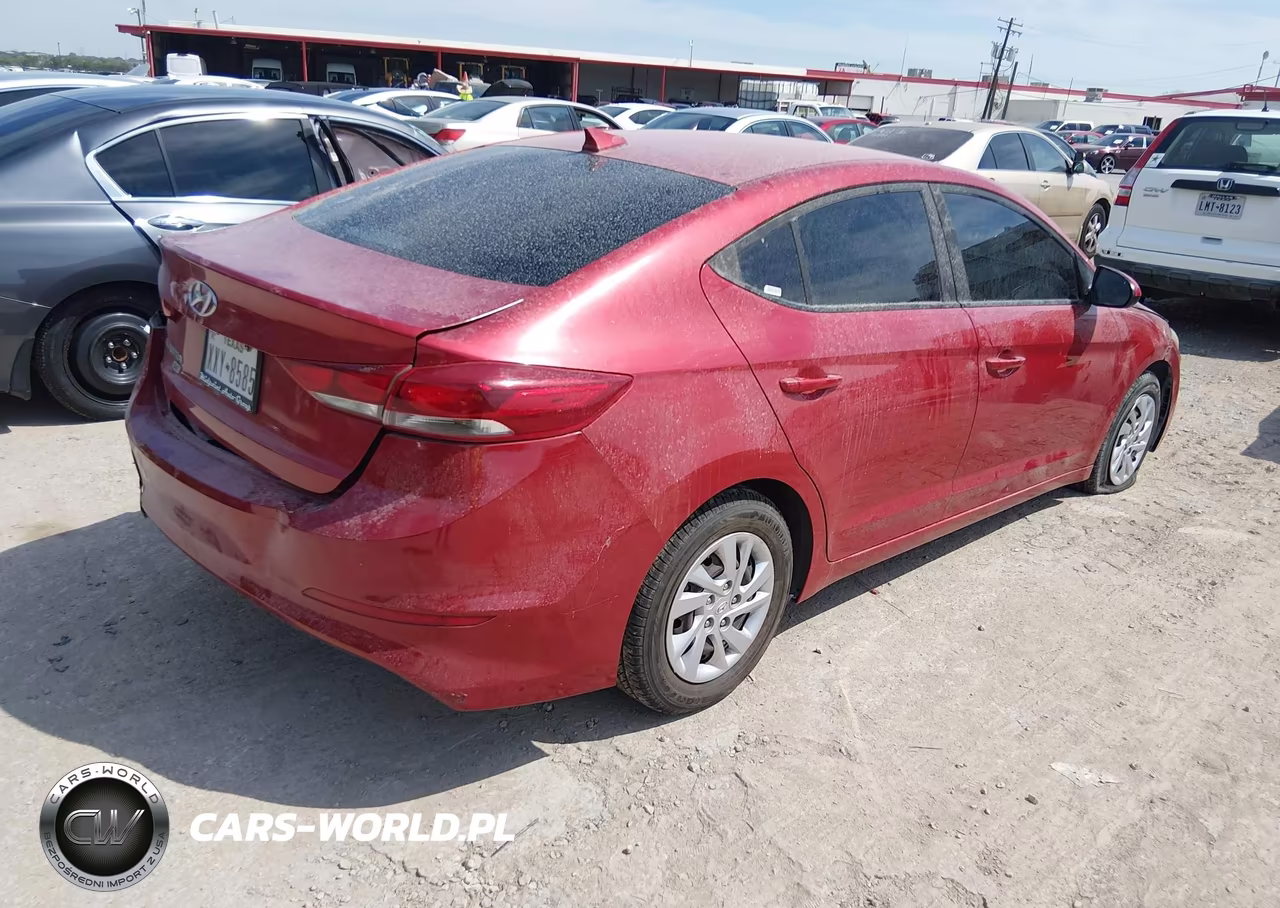 2017 Hyundai Elantra Se VIN:5NPD74LFXHH203769 - 4
