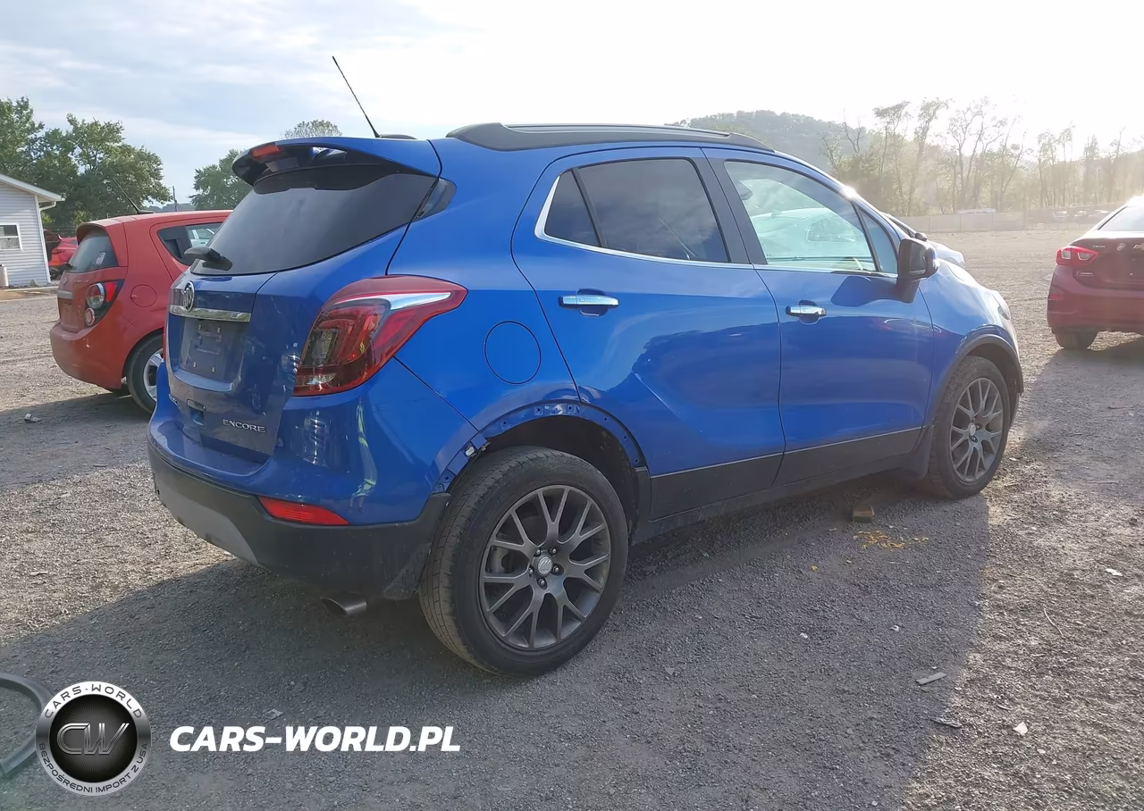 2018 Buick Encore Sport Touring VIN:KL4CJ1SB1JB694082 - 4