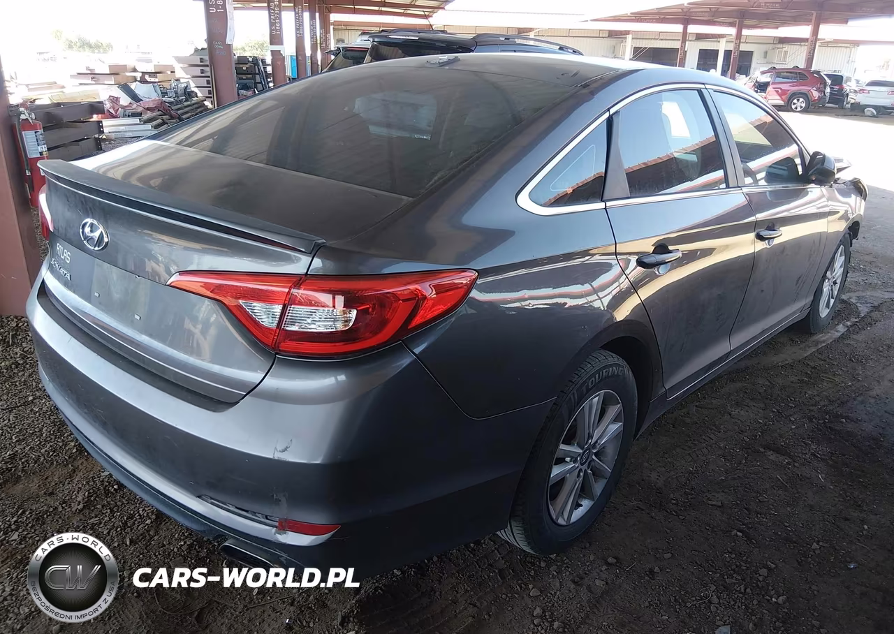 2016 Hyundai Sonata VIN:5NPE24AF6GH408302 - 4