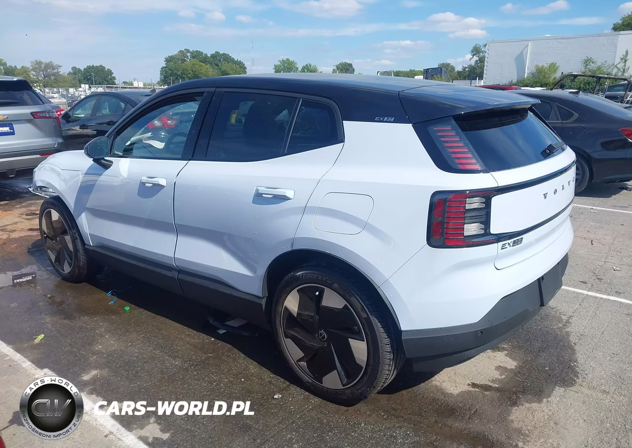 2025 Volvo Ex30 Plus Twin Motor Performance, Fully Electric VIN:YV4EK3ZK4SS145424 - 14
