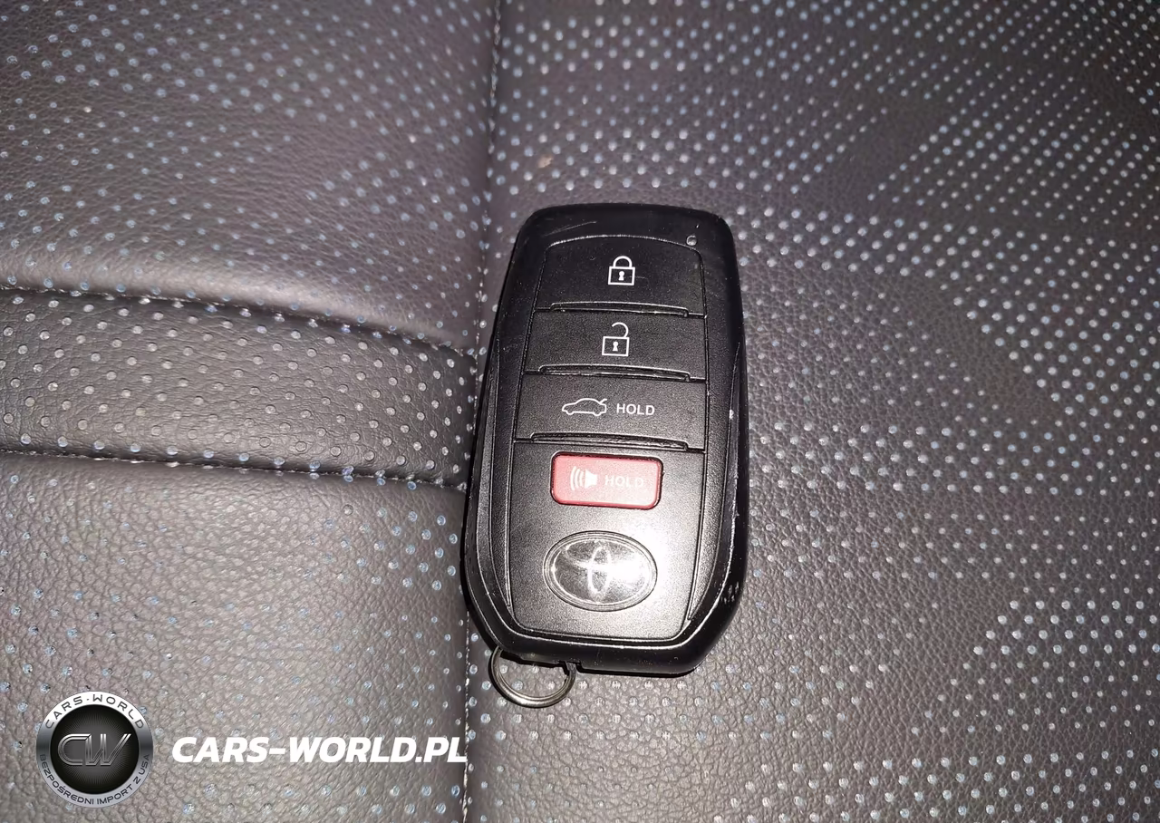 2026 Toyota Camry Xse VIN:4T1DAACK9TU697646 - 11