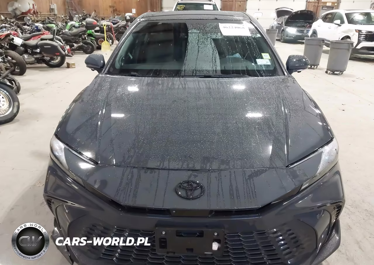 2026 Toyota Camry Xse VIN:4T1DAACK9TU697646 - 12