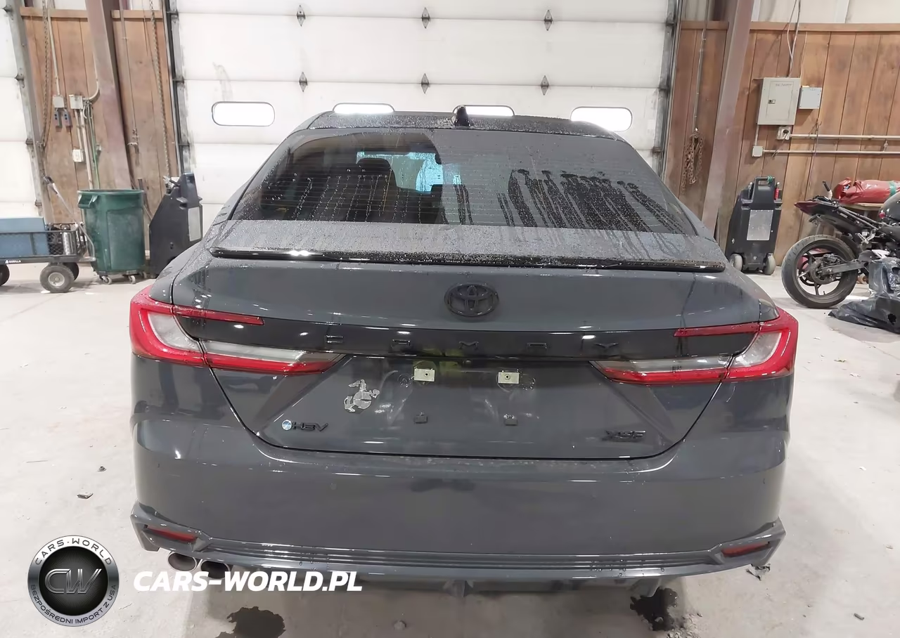 2026 Toyota Camry Xse VIN:4T1DAACK9TU697646 - 16