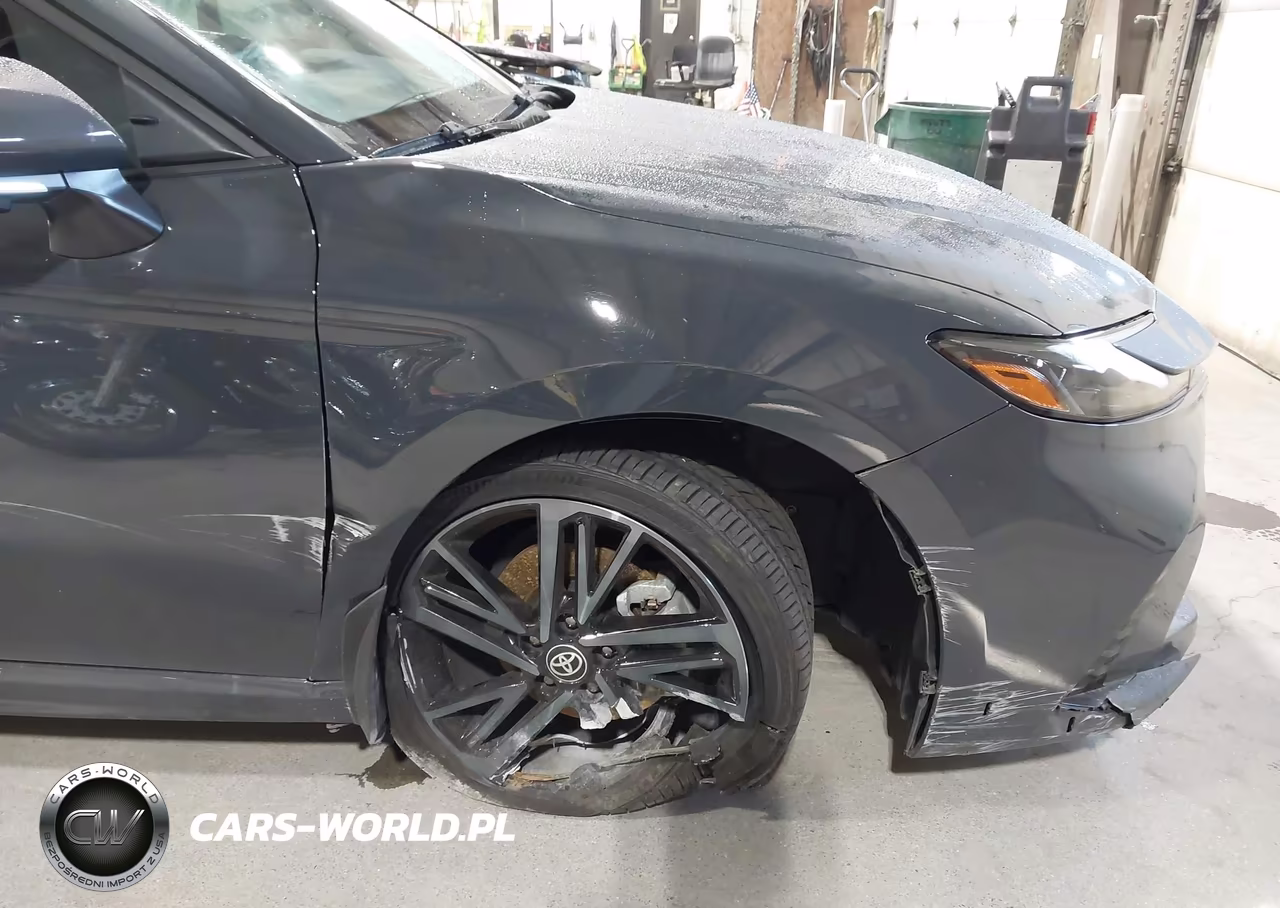 2026 Toyota Camry Xse VIN:4T1DAACK9TU697646 - 6