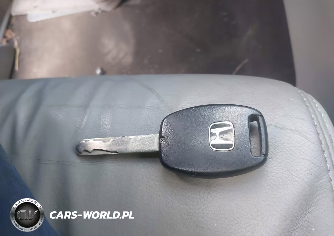 2012 Honda Civic Hybrid VIN:JHMFB4F32CS005592 - 11