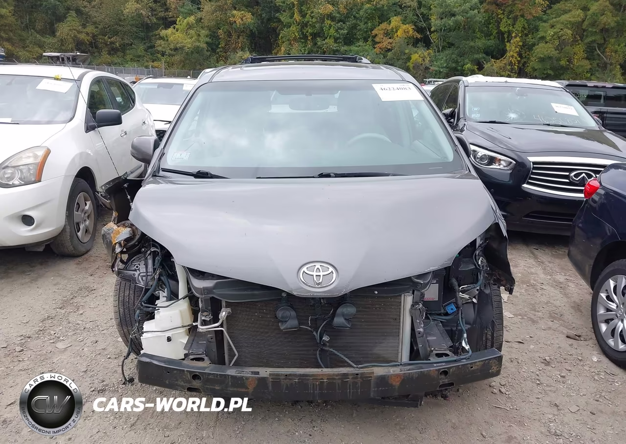 2014 Toyota Sienna Xle V6 8 Passenger VIN:5TDYK3DC6ES500249 - 13