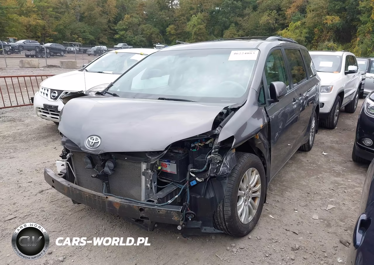 2014 Toyota Sienna Xle V6 8 Passenger VIN:5TDYK3DC6ES500249 - 2