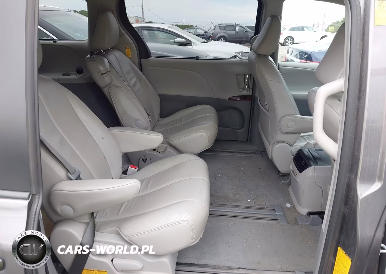2014 Toyota Sienna Xle V6 8 Passenger VIN:5TDYK3DC6ES500249 - 8