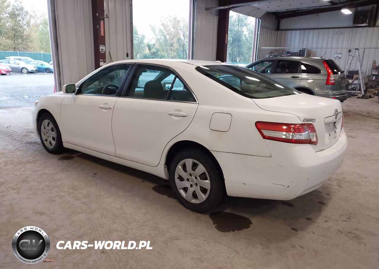 2010 Toyota Camry VIN:4T1BF3EK4AU514992 - 3