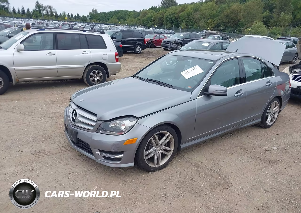 2012 Mercedes-Benz C 300 Sport 4Matic VIN:WDDGF8BB6CF894524 - 2