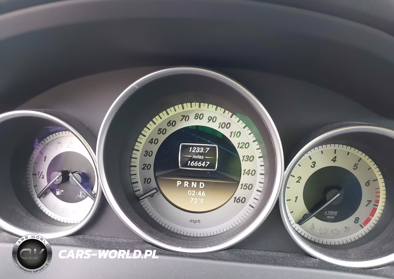 2012 Mercedes-Benz C 300 Sport 4Matic VIN:WDDGF8BB6CF894524 - 6