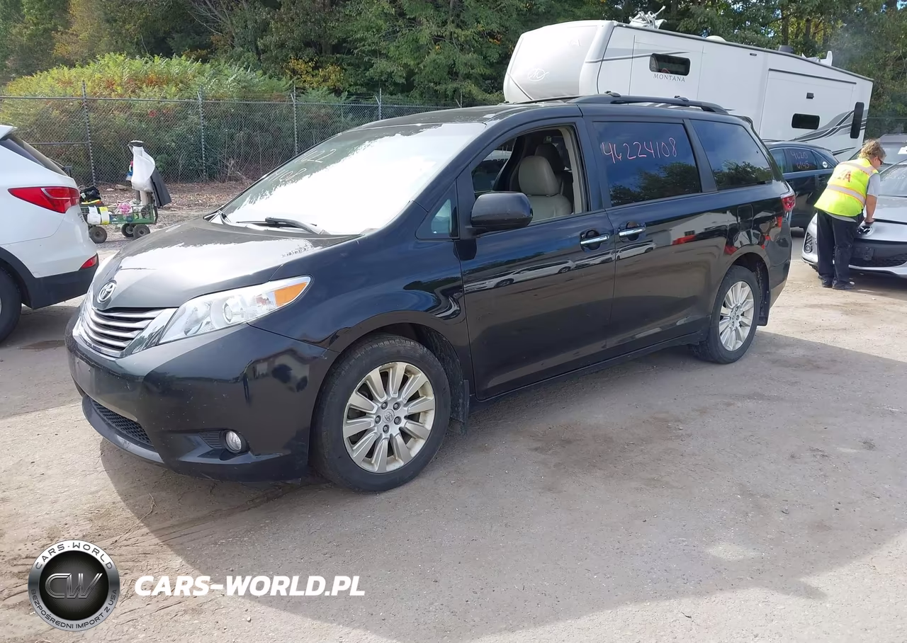 2015 Toyota Sienna Xle 7 Passenger VIN:5TDDK3DC7FS104024 - 2