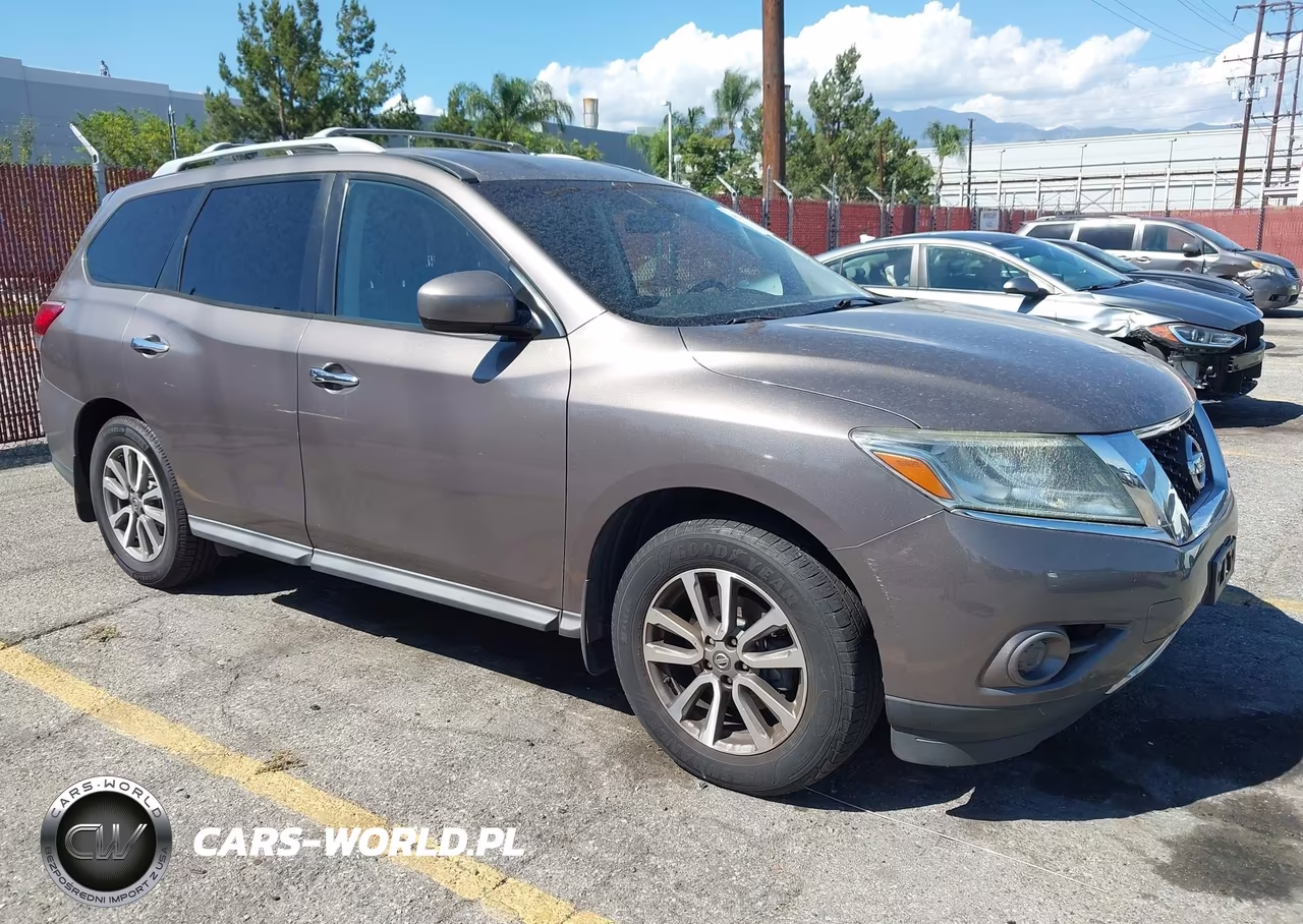 2014 Nissan Pathfinder Sv