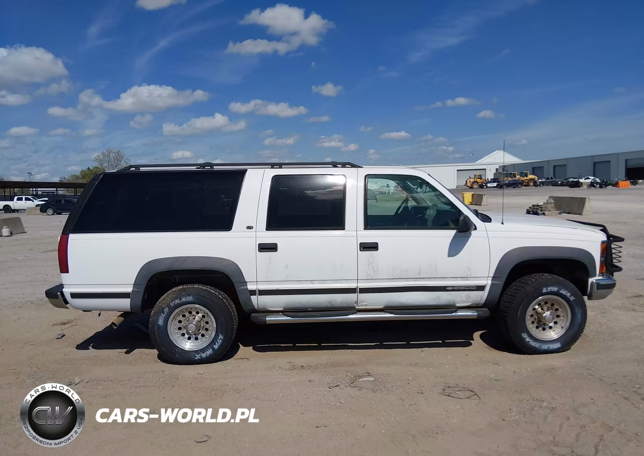 1999 Chevrolet Suburban 2500 VIN:3GNGK26J6XG247122 - 13