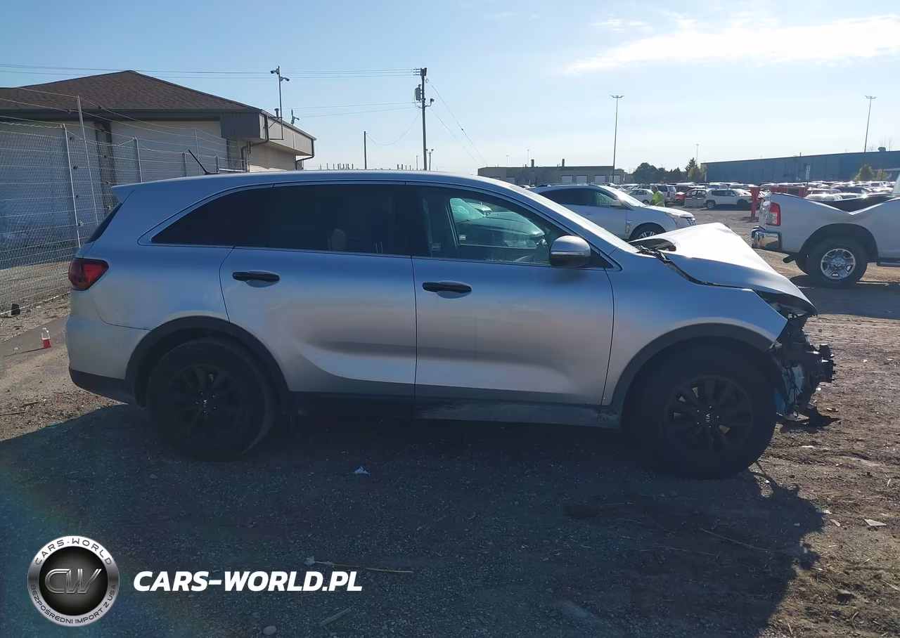 2019 Kia Sorento 2.4L L VIN:5XYPG4A39KG468218 - 14
