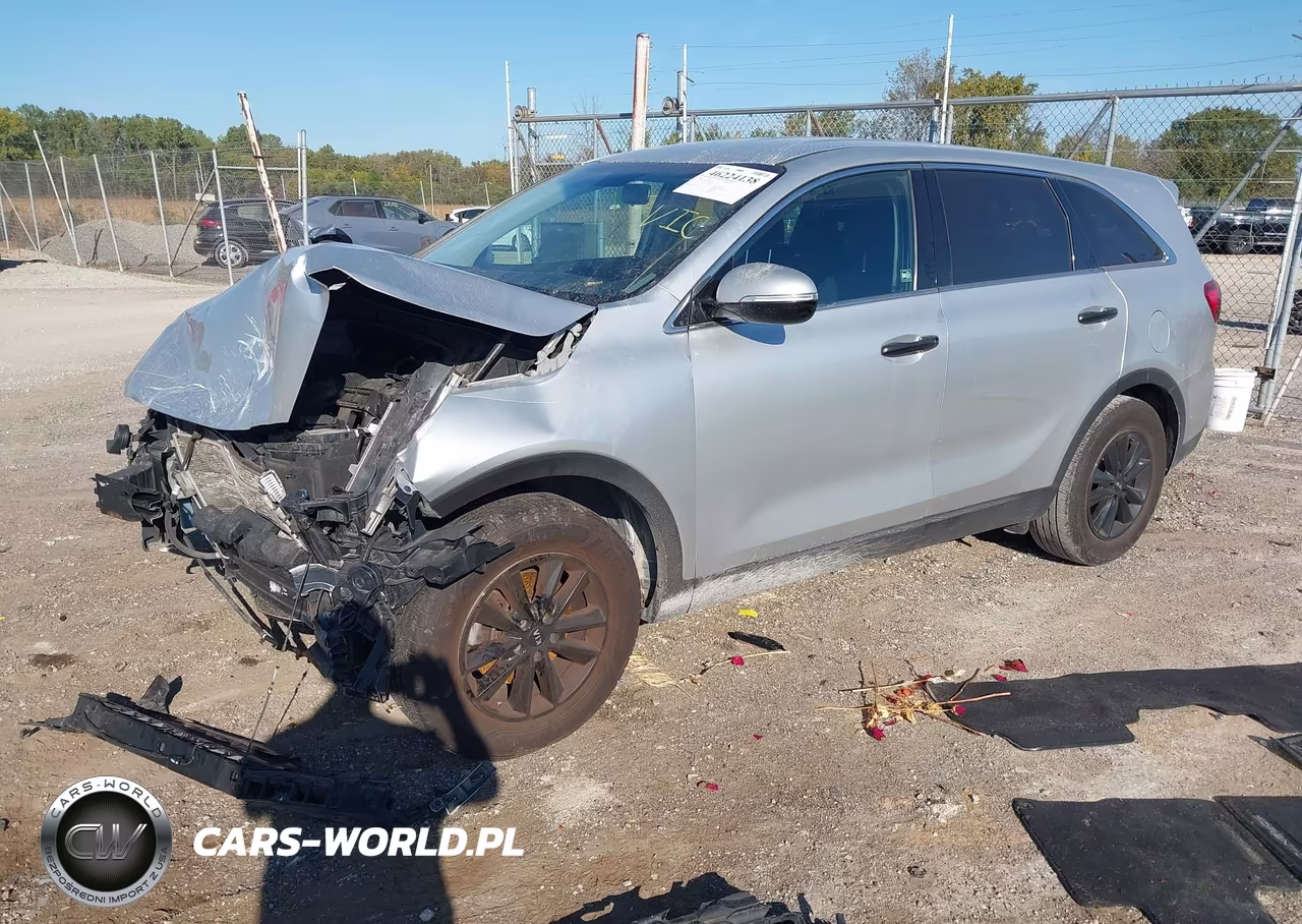 2019 Kia Sorento 2.4L L VIN:5XYPG4A39KG468218 - 2