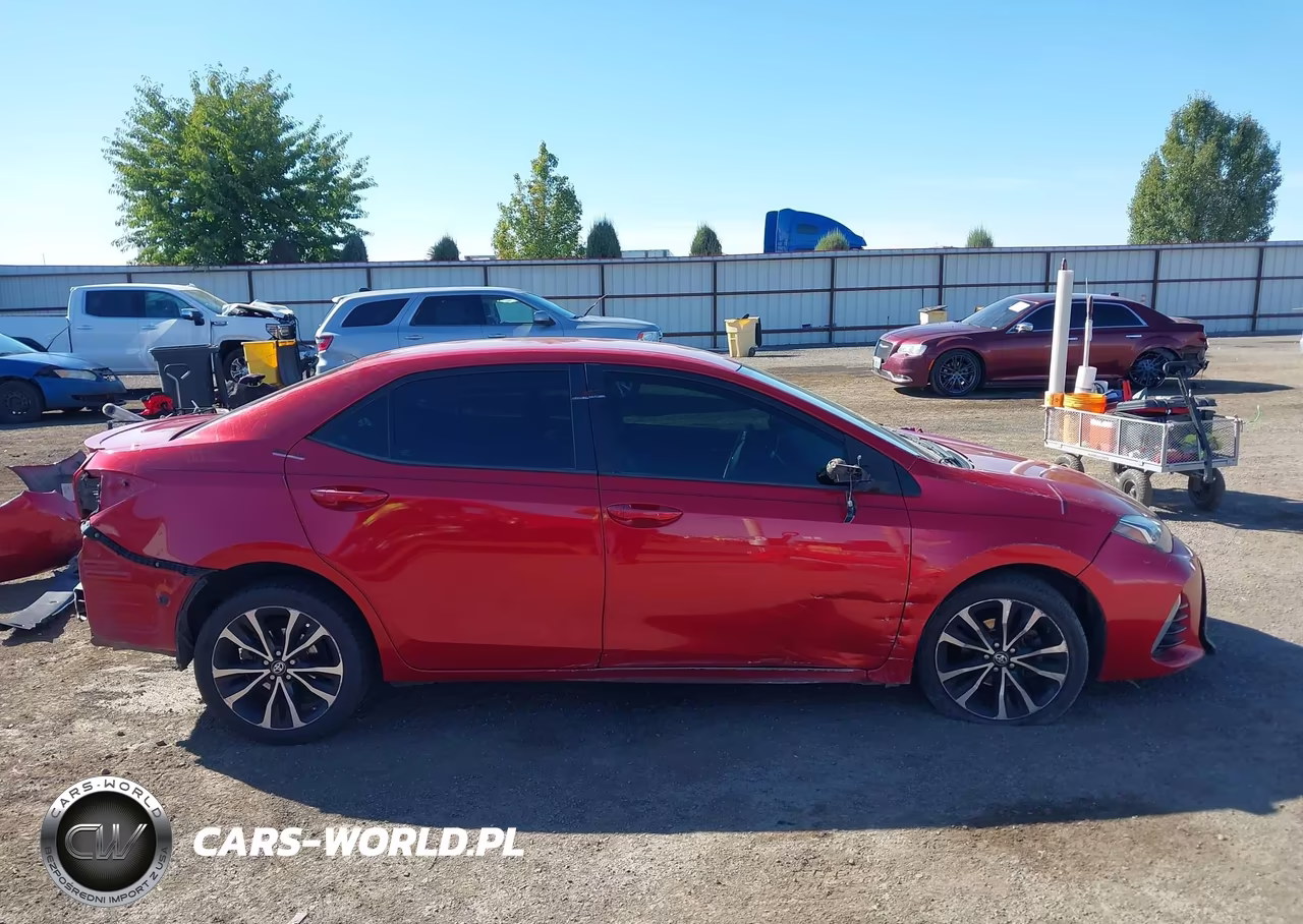 2018 Toyota Corolla Se VIN:5YFBURHE2JP772654 - 14