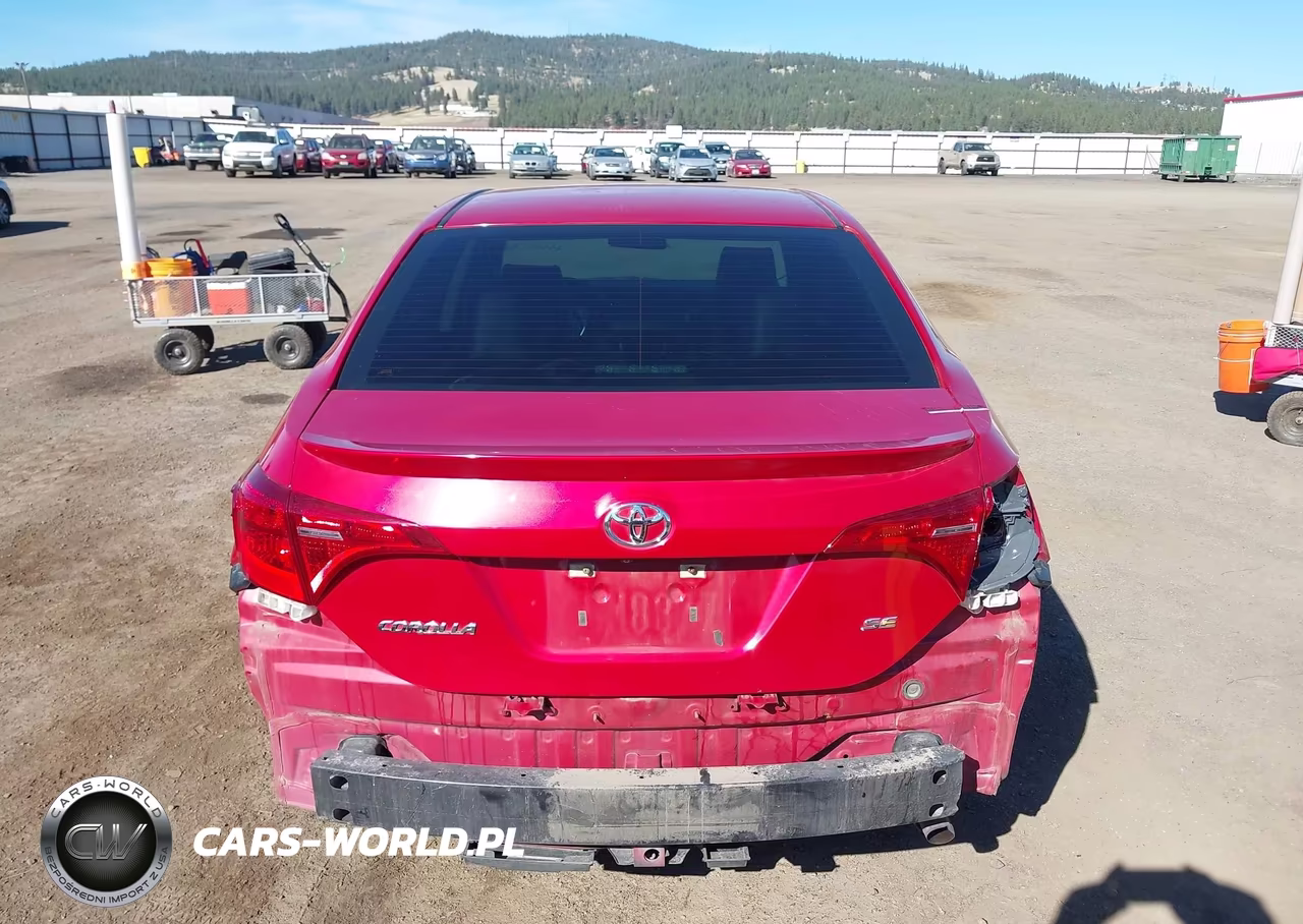 2018 Toyota Corolla Se VIN:5YFBURHE2JP772654 - 17